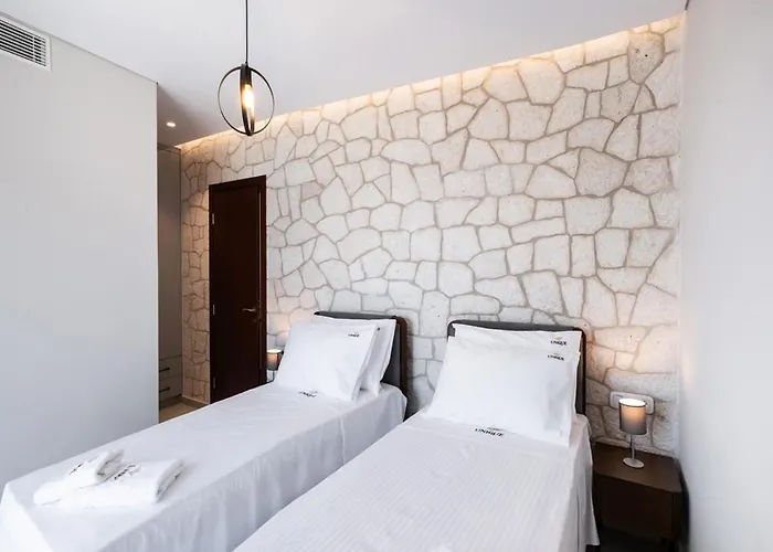 Unique Nydri (Lefkada)