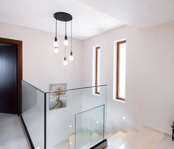 Unique * Nydri (Lefkada)