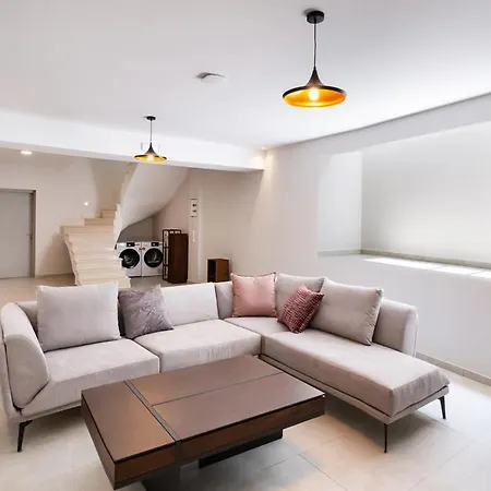 Unique Villa *
